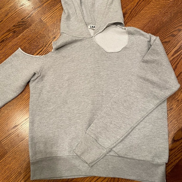 LNA cut out hoodie - Picture 2 of 3